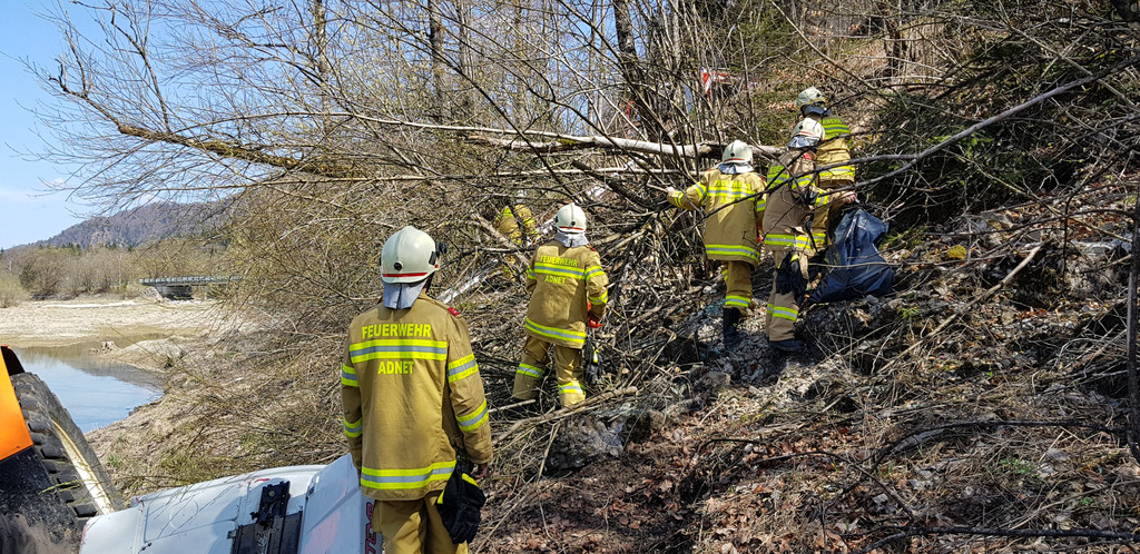 Traktor Absturz am 11 04 18 um 11 31 Uhr _008_.jpg