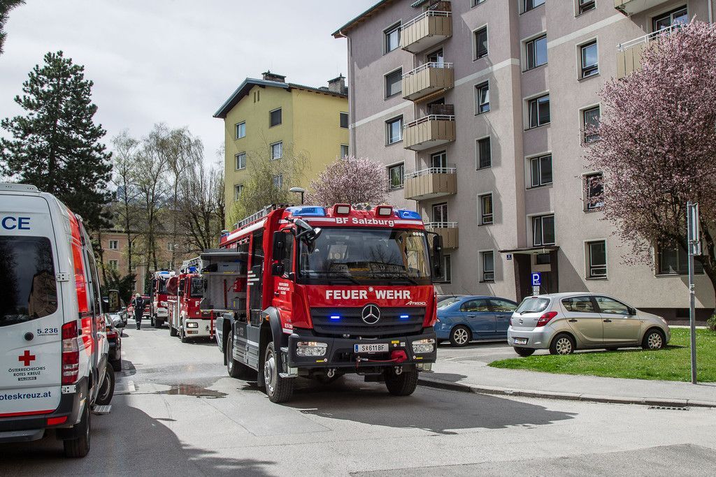20180412_fmt_kuechenbrand_willhelmerbenstrasse_mw-5.jpg
