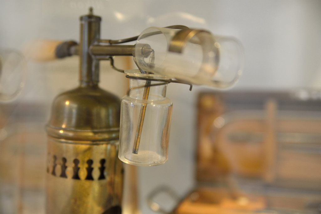 sterreichisches Frauenmuseum_pflege das leben_IA _26_.jpg