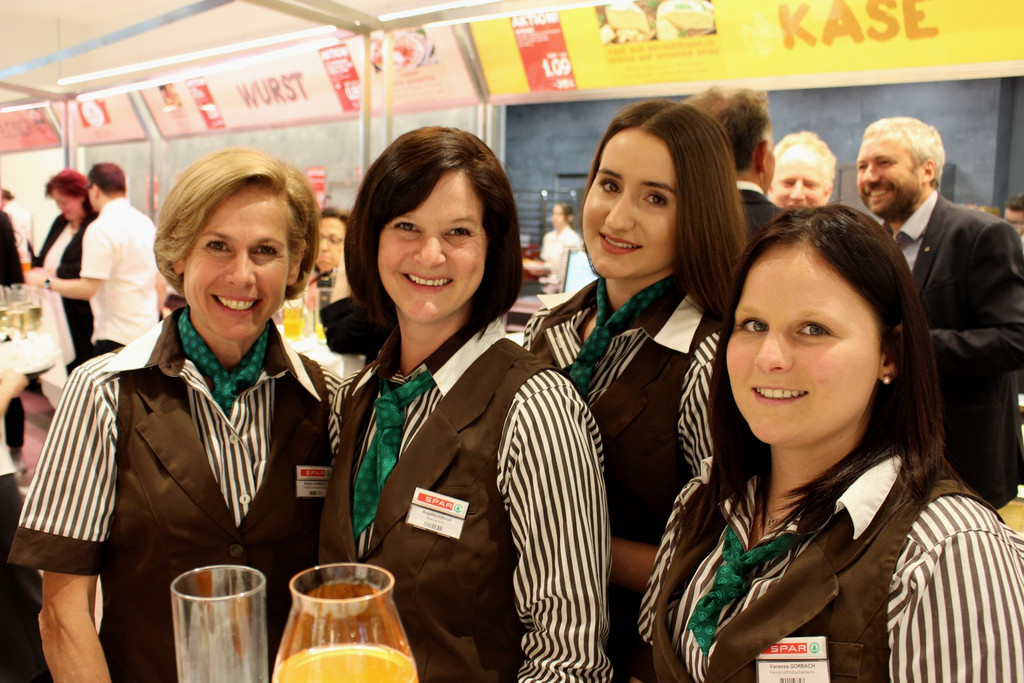 SPAR Er__ffnung E MITARBEITER 25-04-2018 _4_.JPG