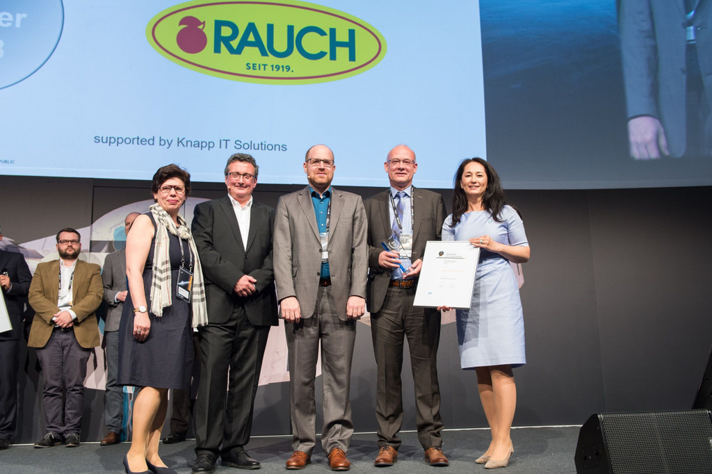 1_Rauch_Fruchtsaefte_Quality_Award_Silber_Business_Transformation_c_A_Hr___.jpg