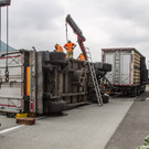 20180504_fmt_unfall_huenerlaster_a10_mw-16.jpg