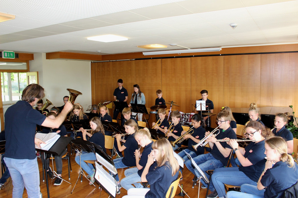 Musikverein JUNGMUSIK Konzert im Jesuheim 04-05-2018 _10_.JPG