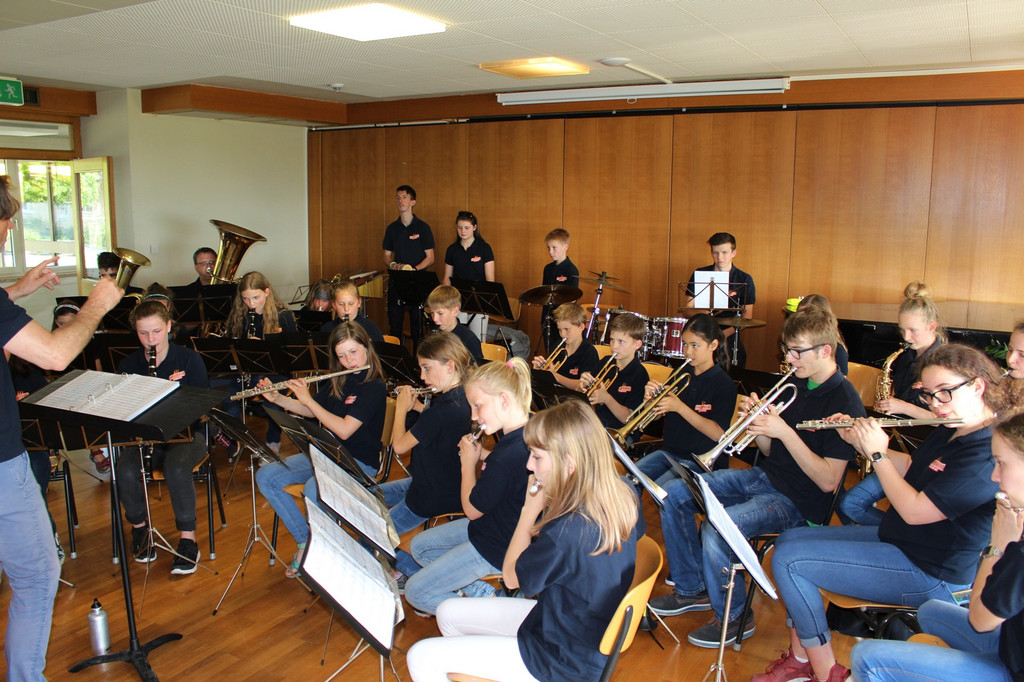 Musikverein JUNGMUSIK Konzert im Jesuheim 04-05-2018 _13_.JPG
