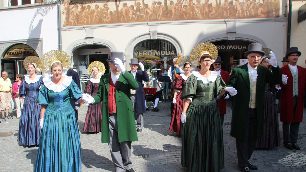 _trachtengruppe_header.JPG