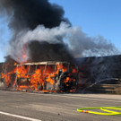 Reisebus auf A1 in Vollbrand