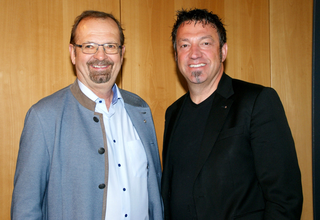 v_li_ Rainer Siegele_ Carlos Martinez.JPG