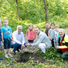 baumpflanz_projekt_im_kindergarten_josef_004695901.jpg