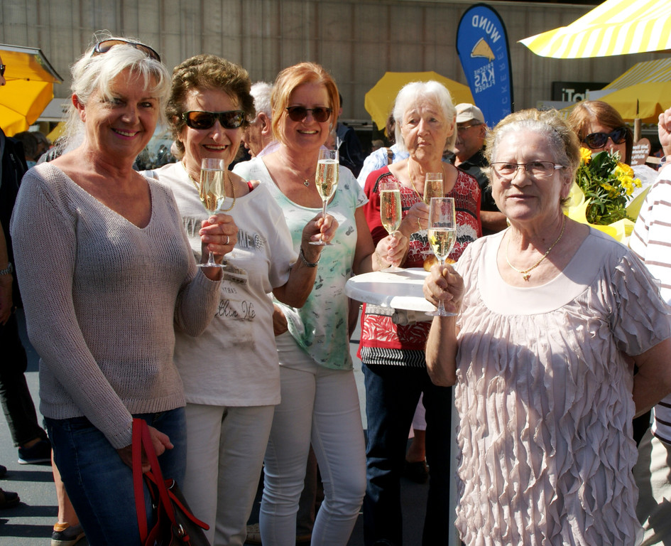 Gute Stimmung am Platz.JPG