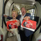 Opernstars geben Überraschungskonzert in Wiener Linien