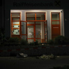 Bankomat auf Verankerung gerissen
