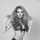 Tirol 1 Theresa Teutz BW by Manfred Baumann.jpg