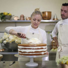Britain_Royal_Wedding_Cake_40938.jpg