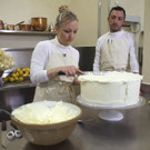 Britain_Royal_Wedding_Cake_91612.jpg