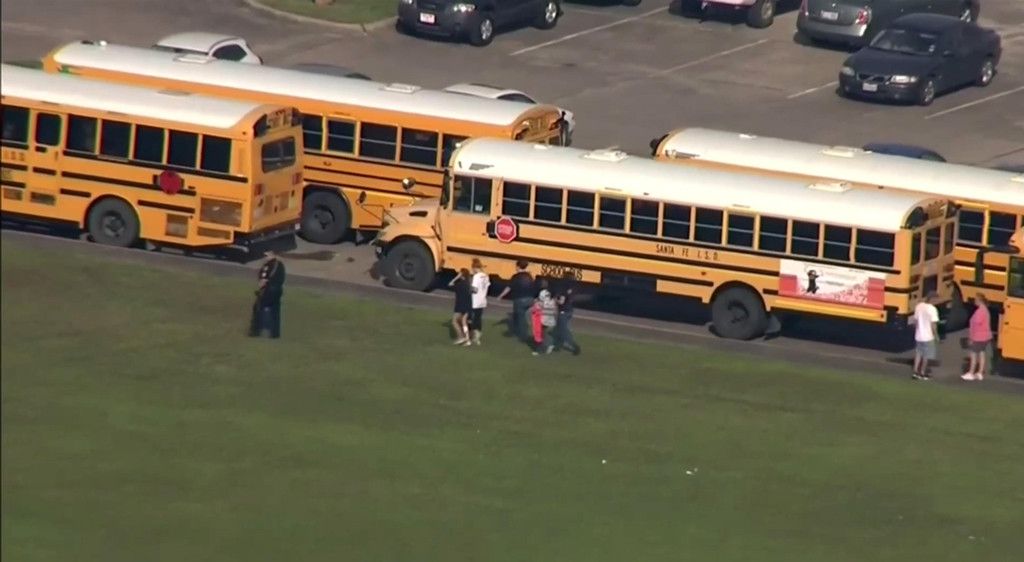 School_Shooting-Texas_24616.jpg