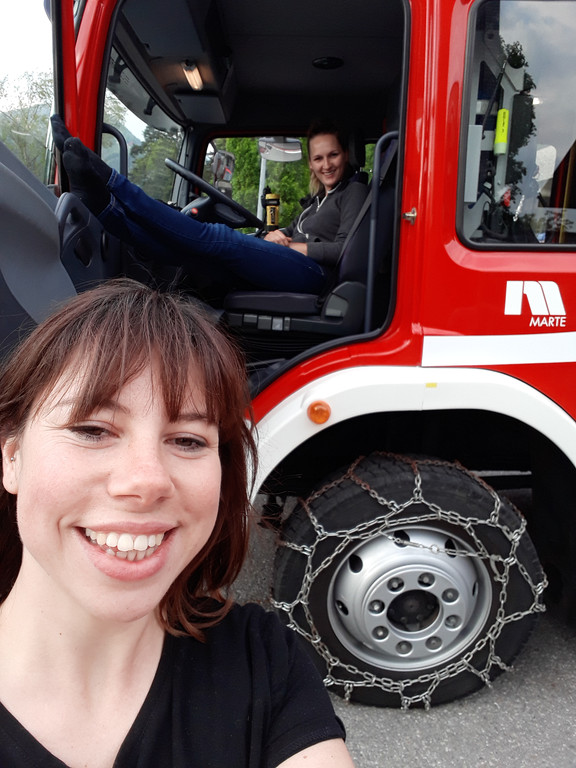 Firefighter girls Sara and Lisa _9_.jpg