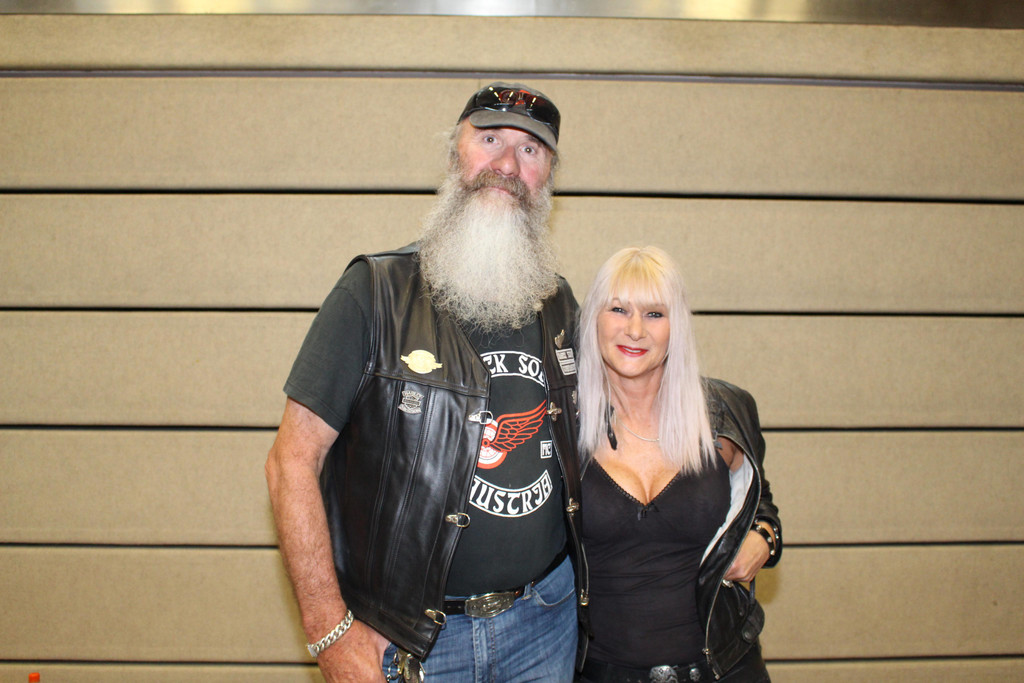 Wolfgang Hartl ___der Lange___ und Heidrun.JPG