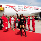 Life Ball 2018: Die Stargäste sind am Flughafen Wien-Schwechat gelandet