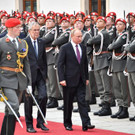 AFP_15M7XY.jpg