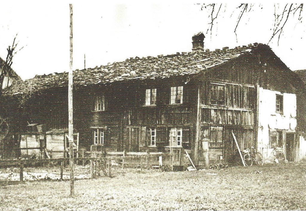 Hauptstra__e Fam Lampert_ 1943 abgebrochen.jpg