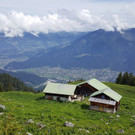 Milizsoldaten sanieren alpinen Viehsteig