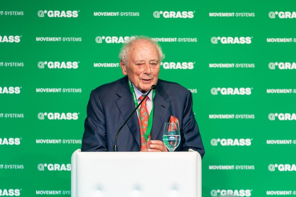 GRASS-Hohenems-Professor-Wuerth.jpg