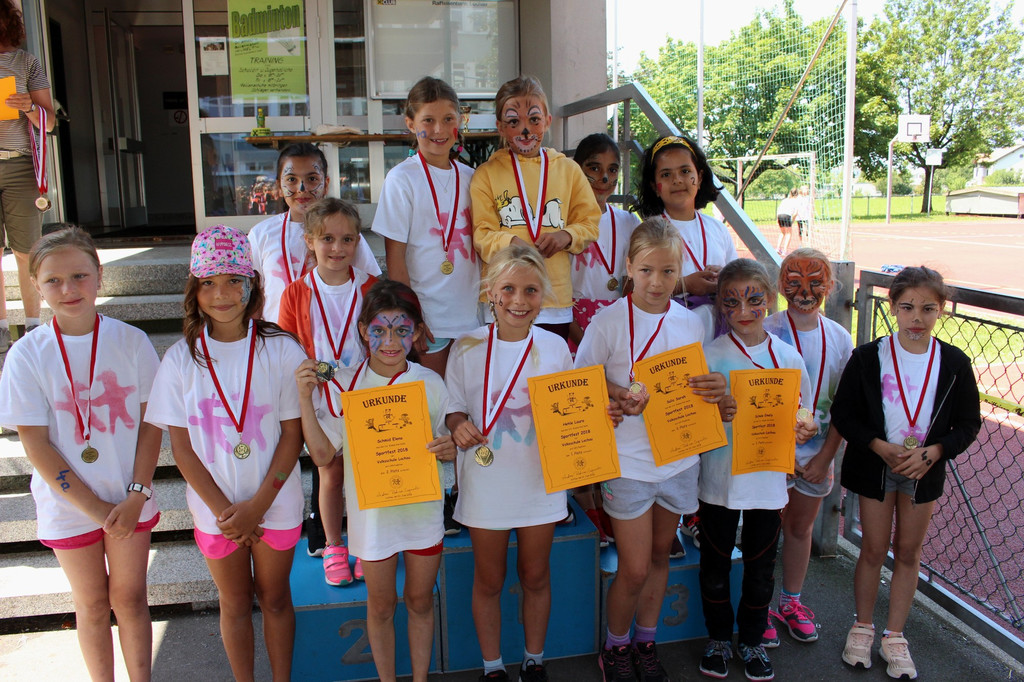 Volksschule SPORTFEST B Siegerehrung 22-06-2018 _6_.JPG