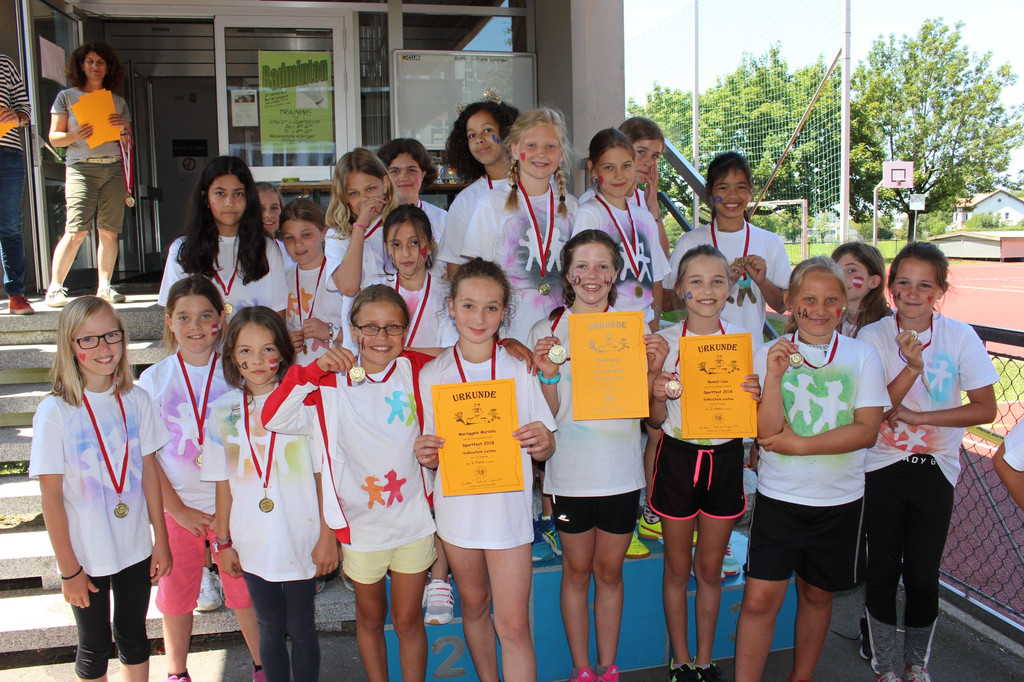 Volksschule SPORTFEST B Siegerehrung 22-06-2018 _15_.JPG