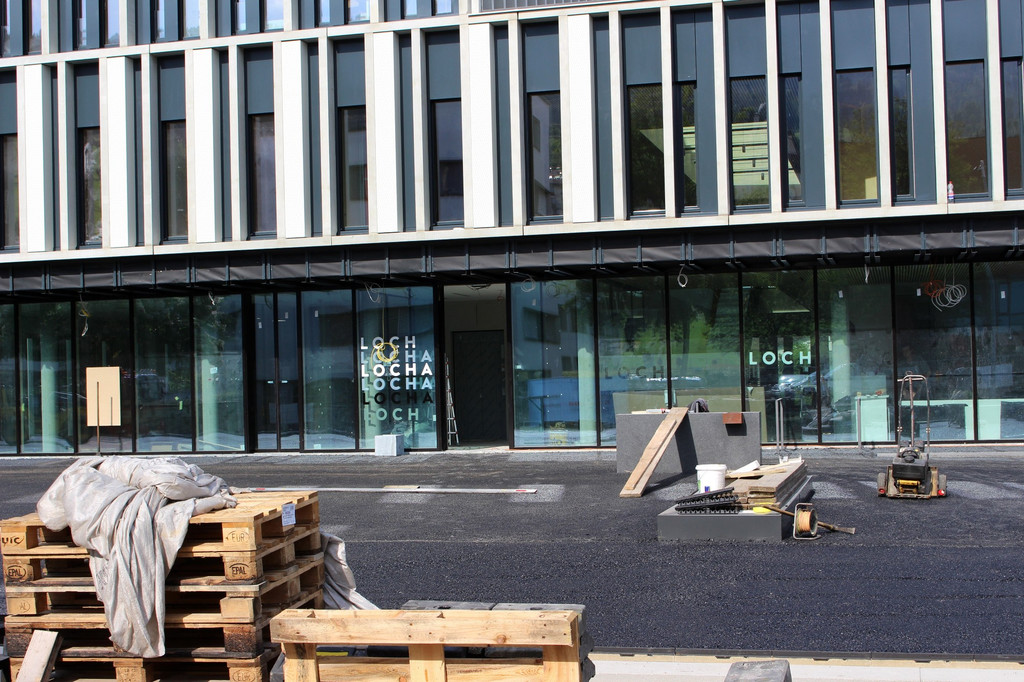 Gemeinschaftshaus nach Enth__llung B 14-06-2018 _4_.JPG