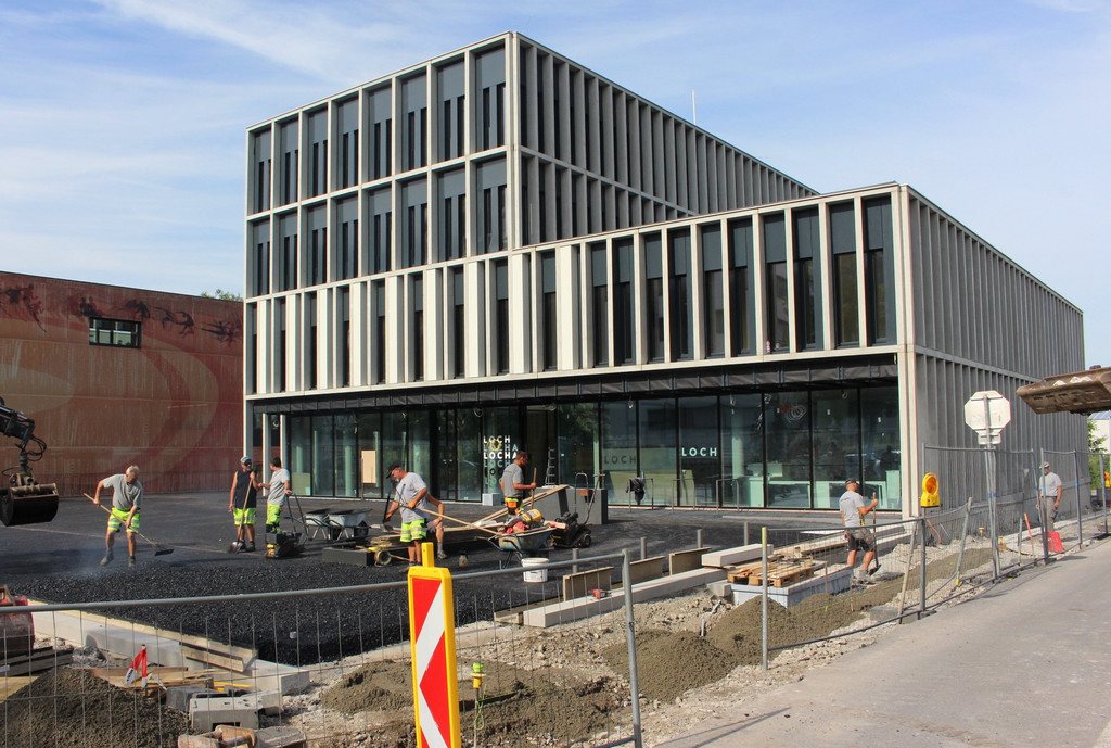Gemeinschaftshaus nach Enth__llung B 14-06-2018 _10_.JPG