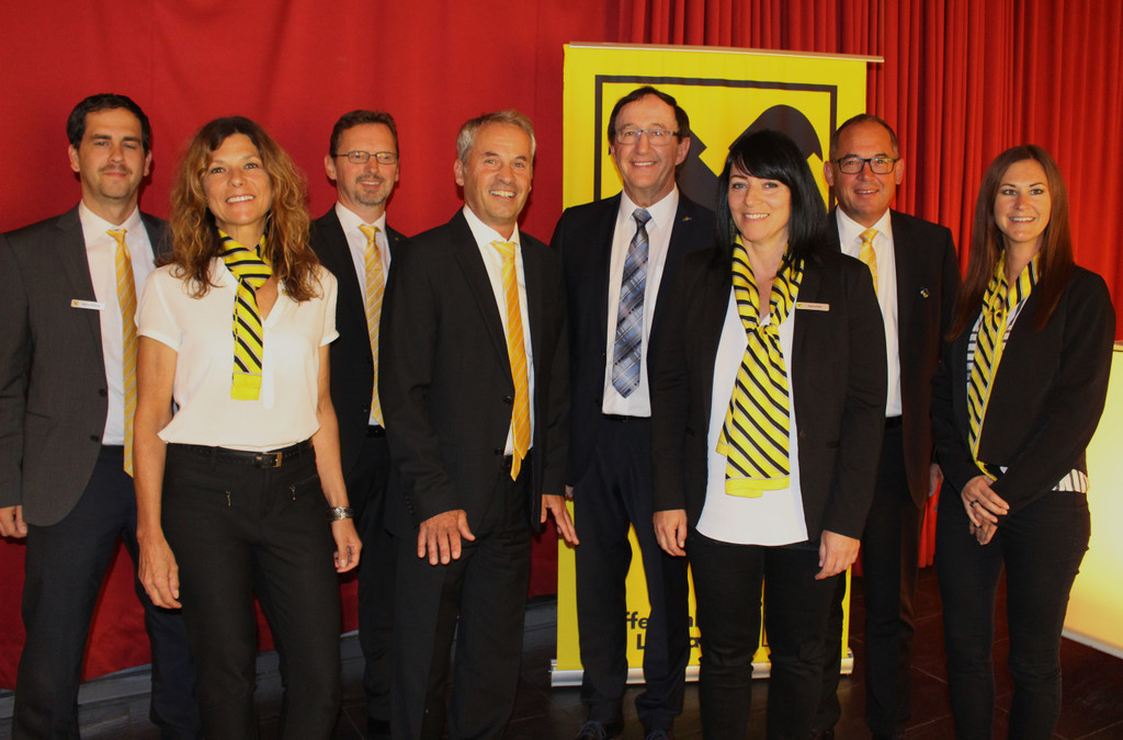 Raiffeisen Generalversammlung A AR und GF und Jubilare 25-06-2018 _1_.JPG