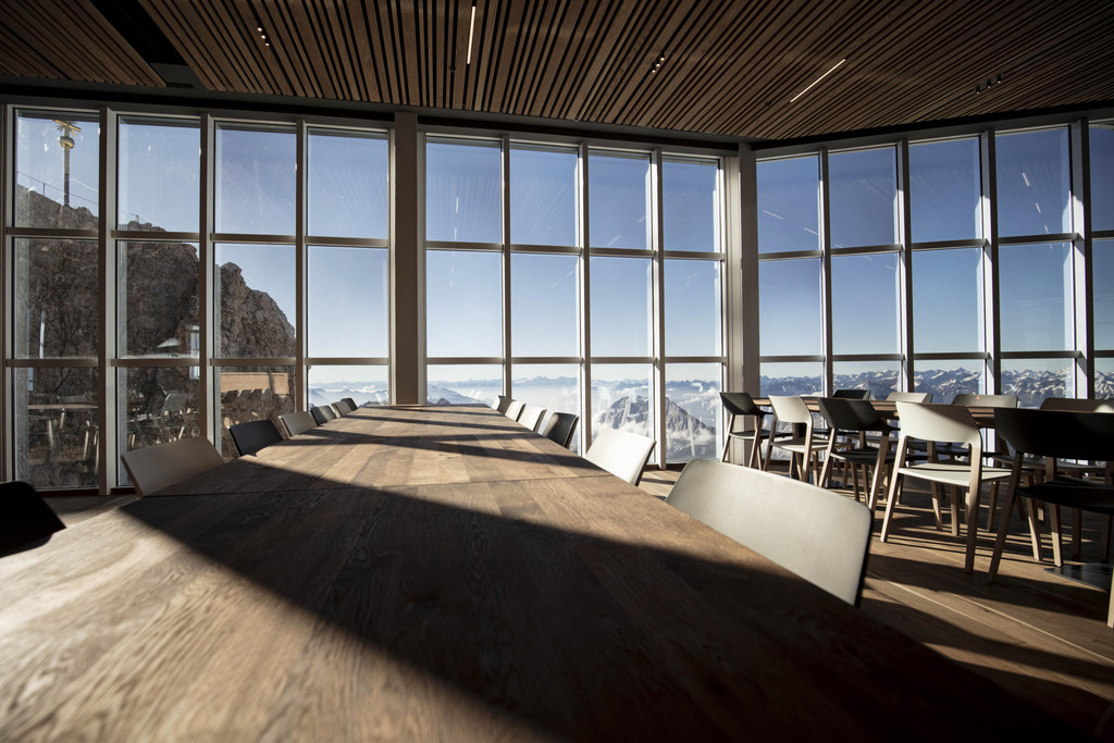 2018-06-29-PR_Z_Gipfelrestaurant-Zugspitze _4_.jpg