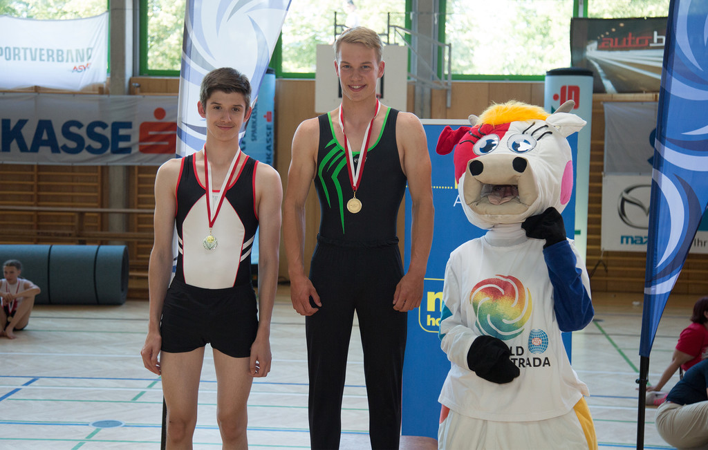 Matthias K__hne vor Lucca Gell Oberstufe AK 18.jpg