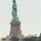 Kletterer auf Freiheitsstatue in New York: Festnahmen nach Protestaktion