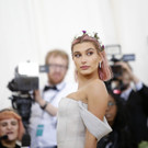 2018-05-08T000628Z_250712529_HP1EE5800AR60_RTRMADP_3_MET-GALA.JPG