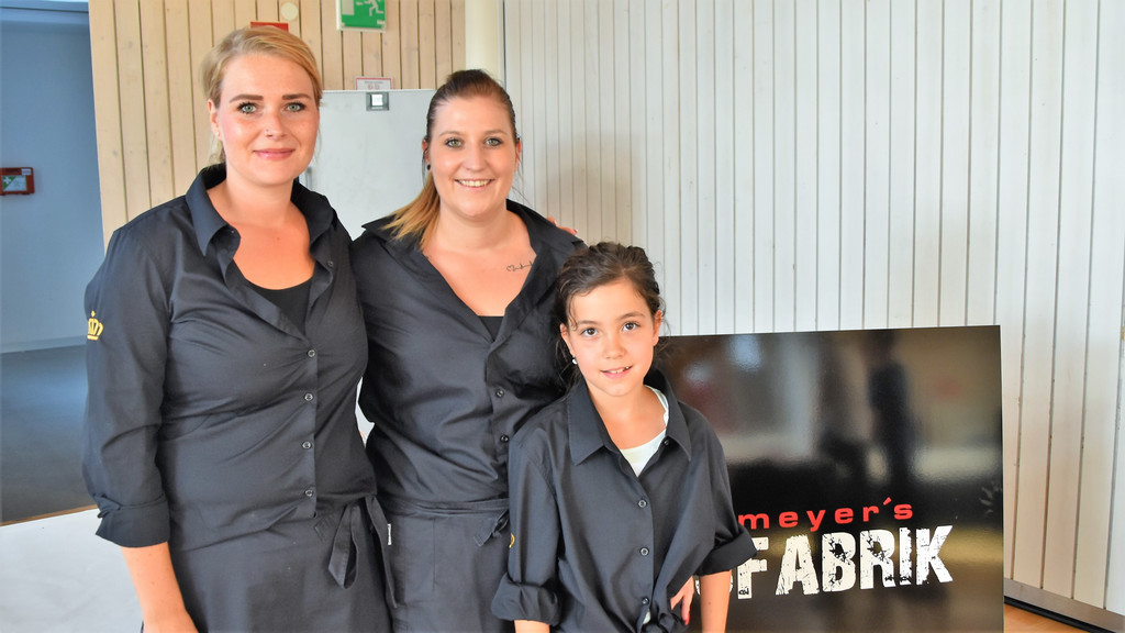 14_Nicole_ Rebecca und Lara.JPG