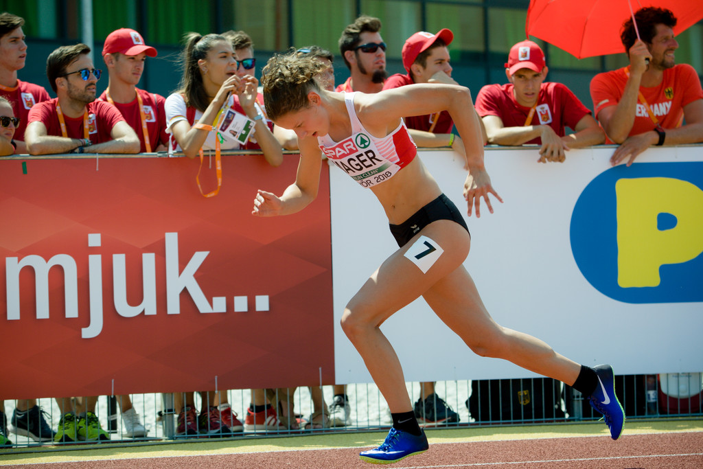 anna mager-400m-4630-aus_u18_l.jpg