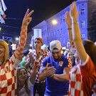 Kroatische Fußballfans feiern WM-Finaleinzug