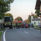 Weng: Pkw kollidiert mit Mähdrescher