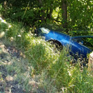 Thüringen: Auto kommt von Straße ab