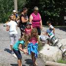 Spielplatz-Einweihung-Holzbild _5_ n.jpg