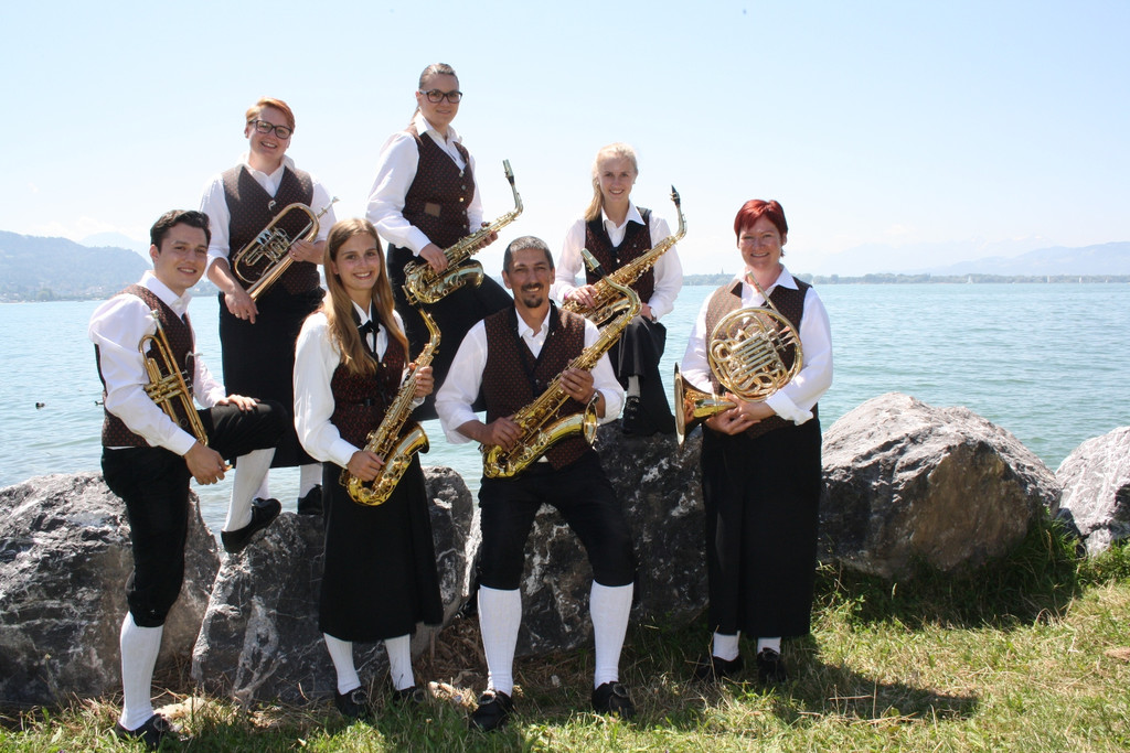 Musikverein Dorffest Termin 2018 GRUPPE am See 2018 _1_.JPG