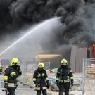 Brand in Rotes Kreuz-Katastrophenhilfezentrum