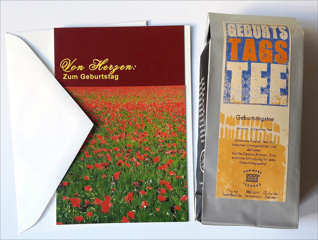 Handgefertigte Geburtstagskarte mit Geburtstags Tee_ als Geschenk.jpg