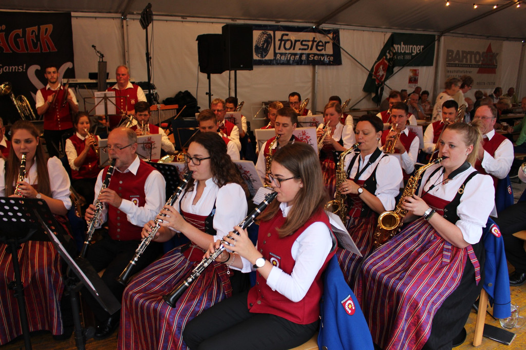 MV Dorffest F MV OBEREISENBACH 22-07-2018 _7_.JPG