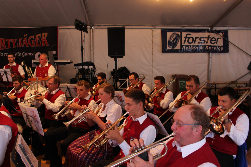 MV Dorffest F MV OBEREISENBACH 22-07-2018 _4_.JPG