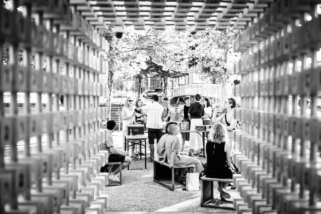 2018_0727_Poolbar_Vernissage__BY_EVA_SUTTER_019_print.jpg