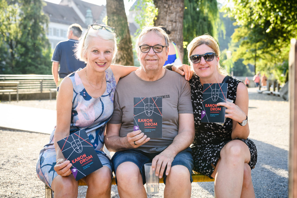 bruestle_gabriel_theissen_2018_0727_Poolbar_Vernissage__BY_EVA_SUTTER_033_print.jpg