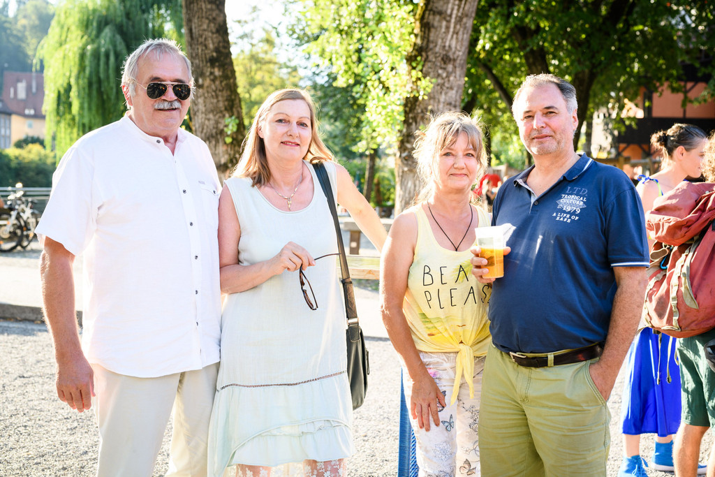 cerha_falch_2018_0727_Poolbar_Vernissage__BY_EVA_SUTTER_040_print.jpg