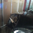 p21008 - PKW gegen Hausmauer - Bild 2.jpg